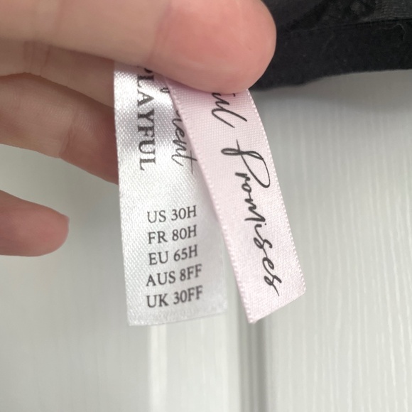 NWT Playful Promises Marlowe Black Floral Embroidered Quarter Cup Bra - Picture 4 of 8